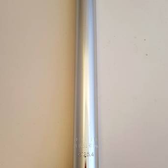 Wspornik siodła 25.4x350 mm Alu sreb/czarny