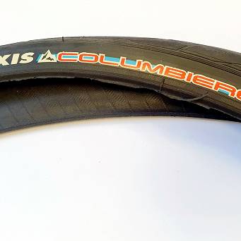 Opona Maxxis 700x32C, W-700 COLUMBIERE M204P