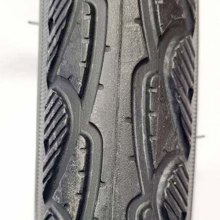 Opona 28x1,75 P1134