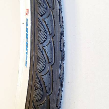 Opona 700X38C P1134 biały bok WANDA